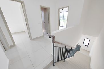 Robin @ Bandar Rimbayu