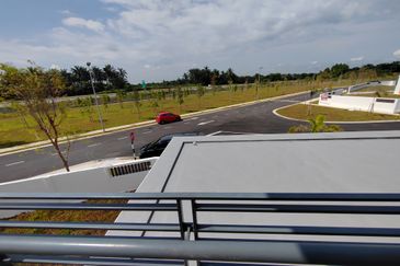 Robin @ Bandar Rimbayu