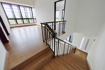 Double Storey Corner Lot Terrace 3,450 sqft Casira Bandar Bukit Raja