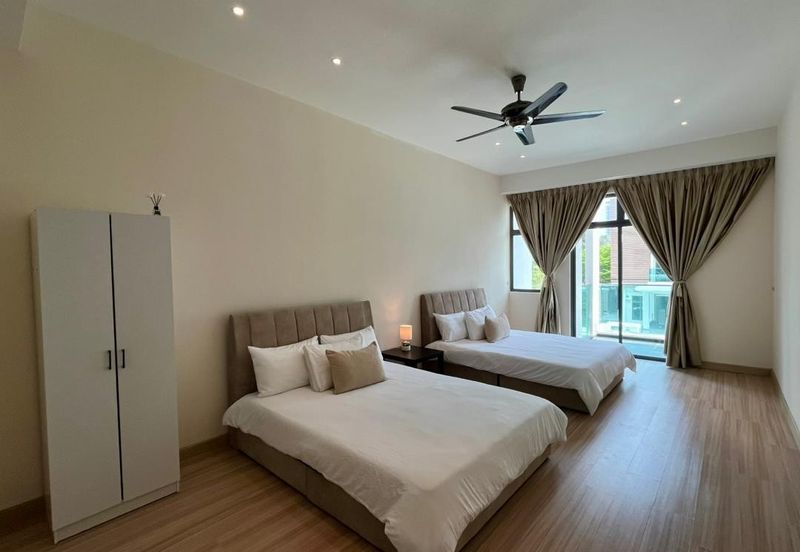 3 Storey Reflexion Pool Villa @ Puchong South