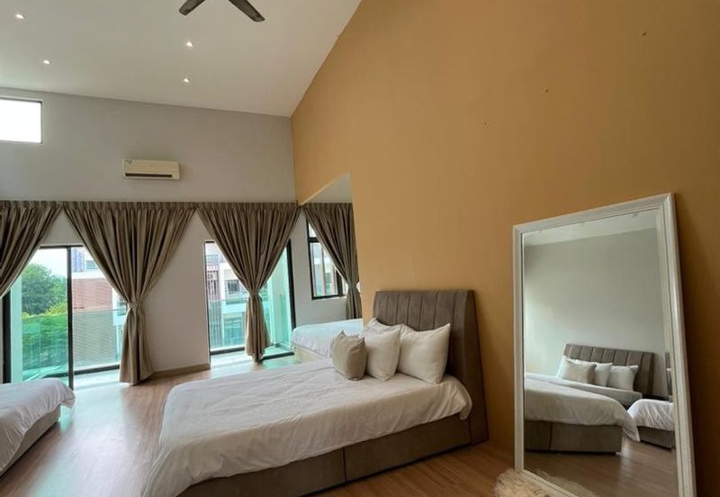 3 Storey Reflexion Pool Villa @ Puchong South