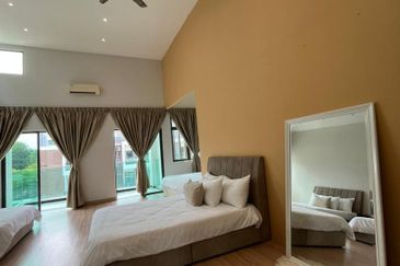 3 Storey Reflexion Pool Villa @ Puchong South