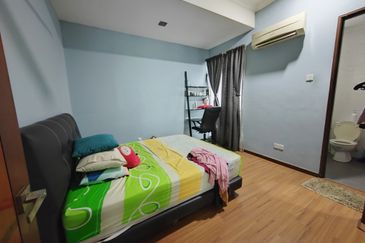 USJ HEIGHTS, 2.5 Storey Corner Lot Terrace House For Sale