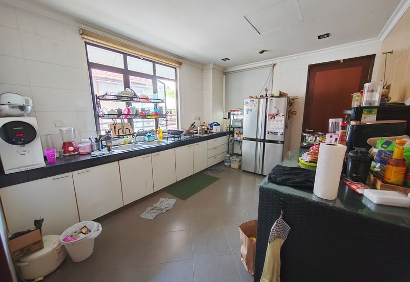 USJ HEIGHTS, 2.5 Storey Corner Lot Terrace House For Sale