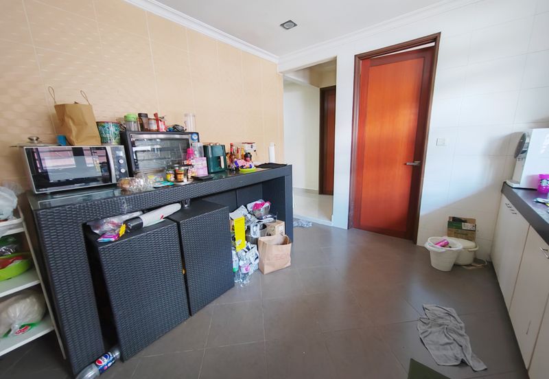 USJ HEIGHTS, 2.5 Storey Corner Lot Terrace House For Sale