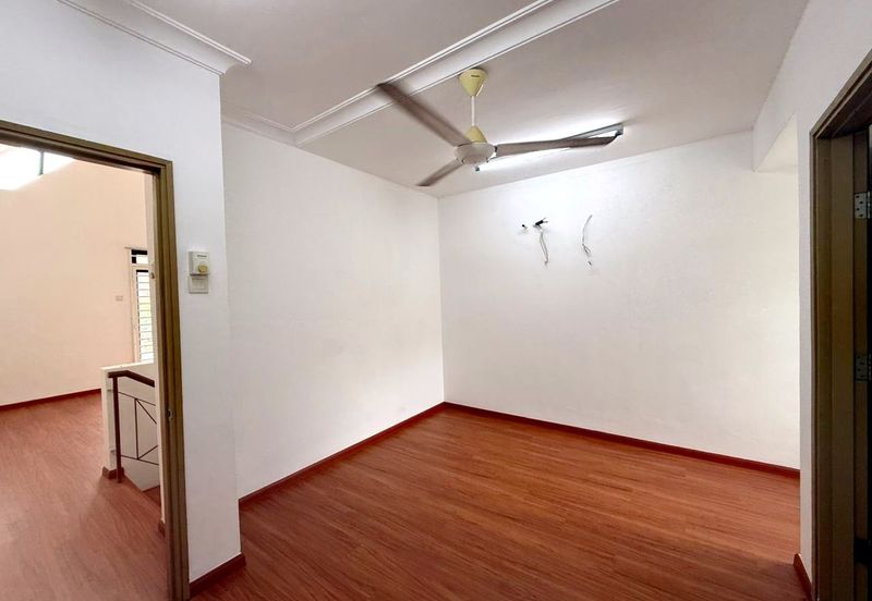 PRECINT 18 PUTRAJAYA , 2.5 Storey Terrace House For Sale