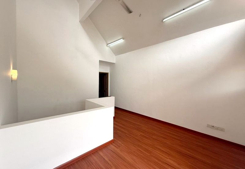 PRECINT 18 PUTRAJAYA , 2.5 Storey Terrace House For Sale