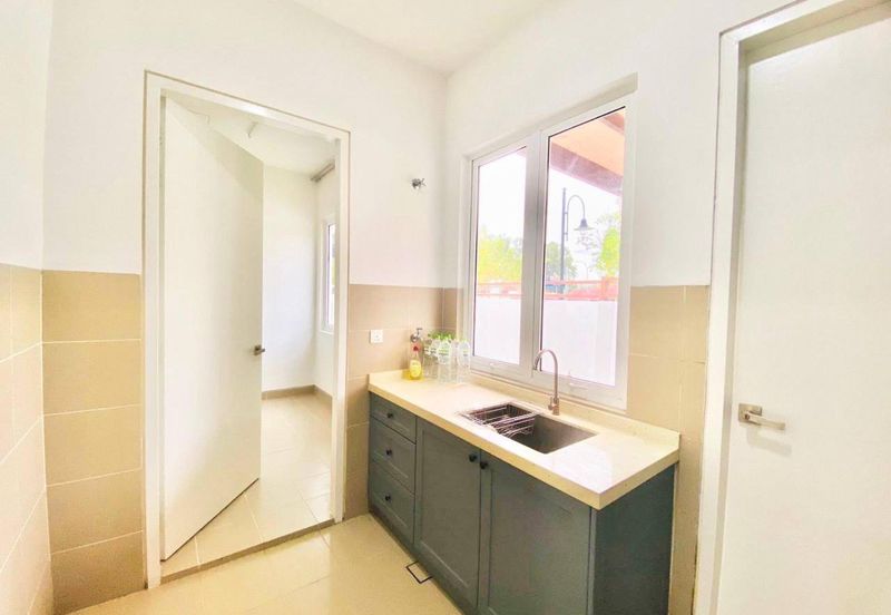 Duta Villa, Presint 14