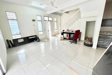 Jalan SP 9 @ Bandar Saujana Putra