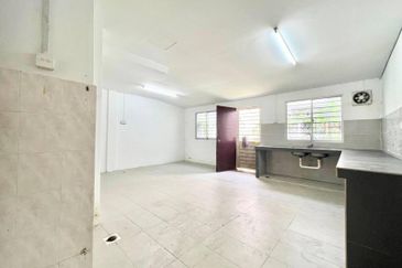 Jalan SP 4 @ Bandar Saujana Putra