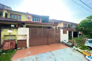 Taman Saujana Puchong