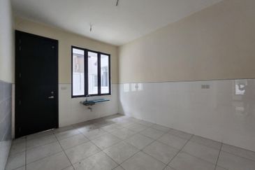 Lukisan @ Alam Impian