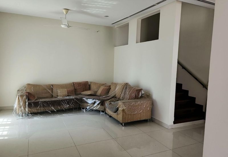 USJ HEIGHTS  SUBANG JAYA , 3 Storey Bungalow House For Sale