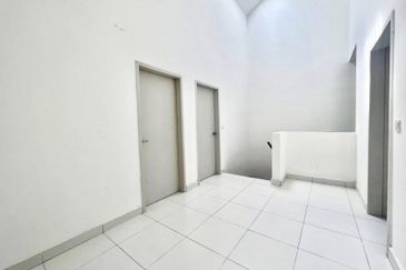 Bandar Mahkota Banting (Brooklands)