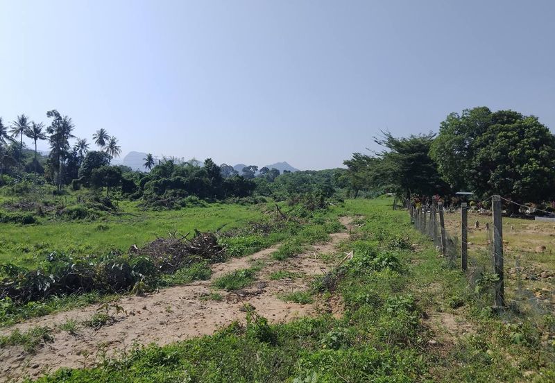 KAMPUNG TASEK IPOH , Residential Land 10.475 acres with Approval KM For Sale