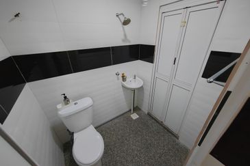 Taman Alam Megah, Seksyen 28