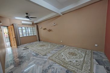 Taman Alam Megah, Seksyen 28