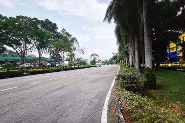 Ayer Keroh Commercial Centre