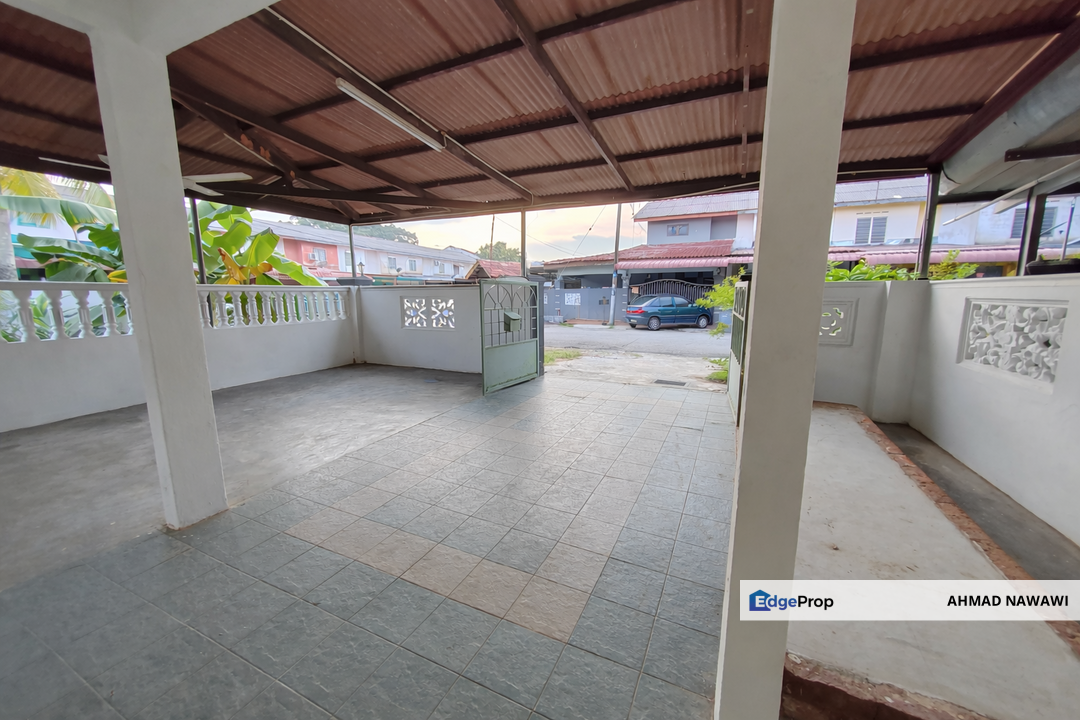 RUMAH CORNER LUAS, 2 Tingkat Teres Taman Melaka Baru Batu Berendam, Melaka, Batu Berendam