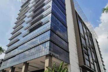 Dana 13, Ara Damansara