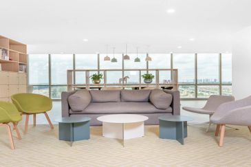 THE SUMMIT SUBANG USJ 1