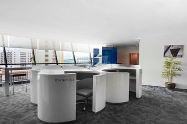 SURIA COMMERCIAL CENTRE