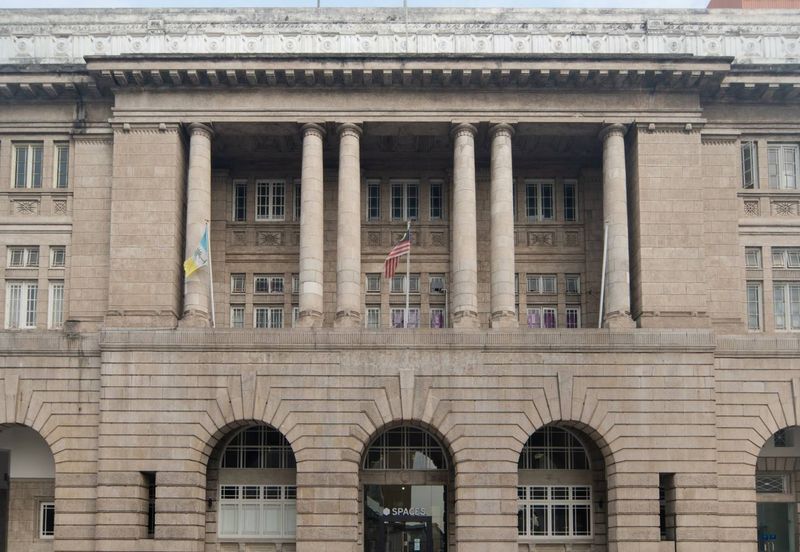 Standard Chartered Building,Fully Furnished Office