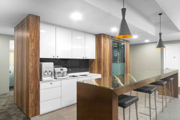 iDEAL The One, Penang Fully Furnished Office