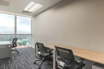 Hunza Tower, Gurney Paragon Fully Furnished Office