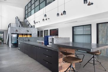 Menara Boustead, Penang, Fully Furnished Office