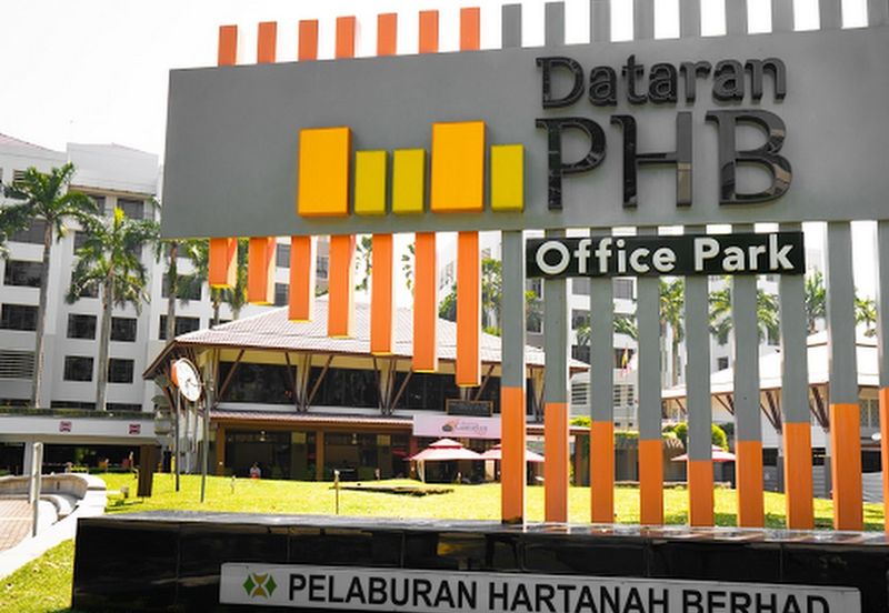 Dataran PHB, Saujana, Shah Alam