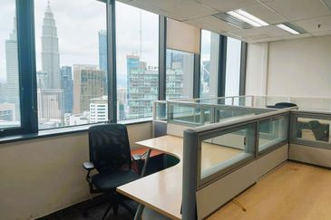 Menara AIA Sentral (formerly Menara Standard Chartered)