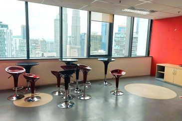 Menara AIA Sentral (formerly Menara Standard Chartered)