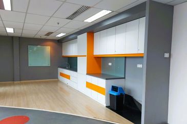 Menara AIA Sentral (formerly Menara Standard Chartered)