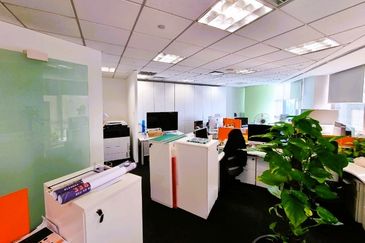 The Gardens South Tower, Mid Valley, Close To Train Station