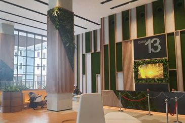 Dana 13, Ara Damansara