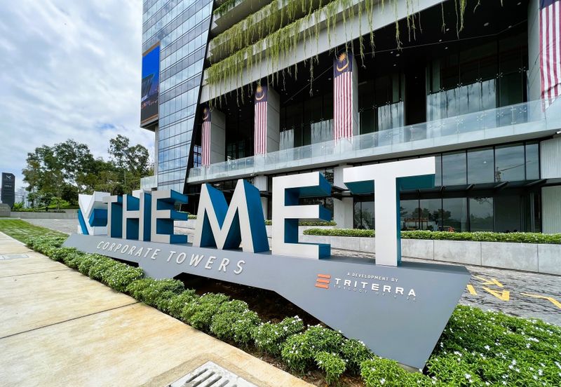 The MET Corporate Towers