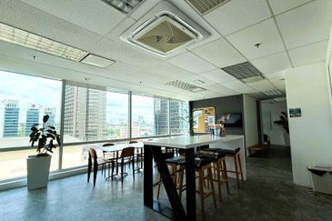 Centrepoint North Tower, Mid Valley City