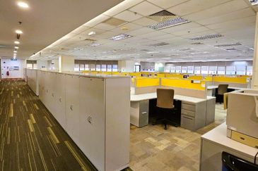 8 First Avenue, Bandar Utama, Close to MRT Station