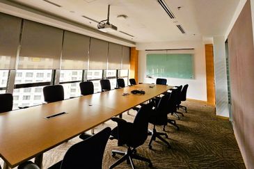 8 First Avenue, Bandar Utama, Close to MRT Station