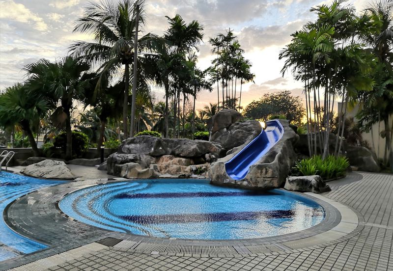 Golden Coast Condominium