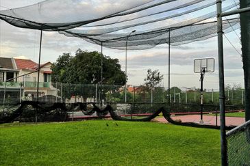 Golden Coast Condominium