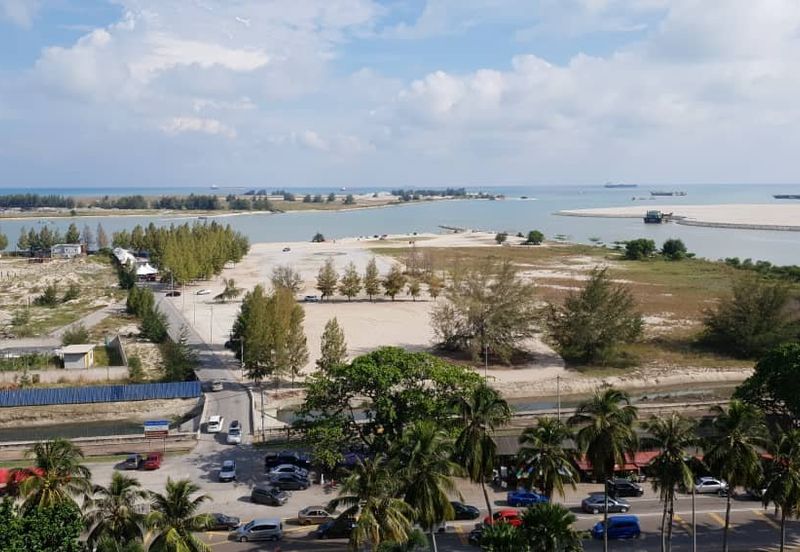 Golden Coast Condominium