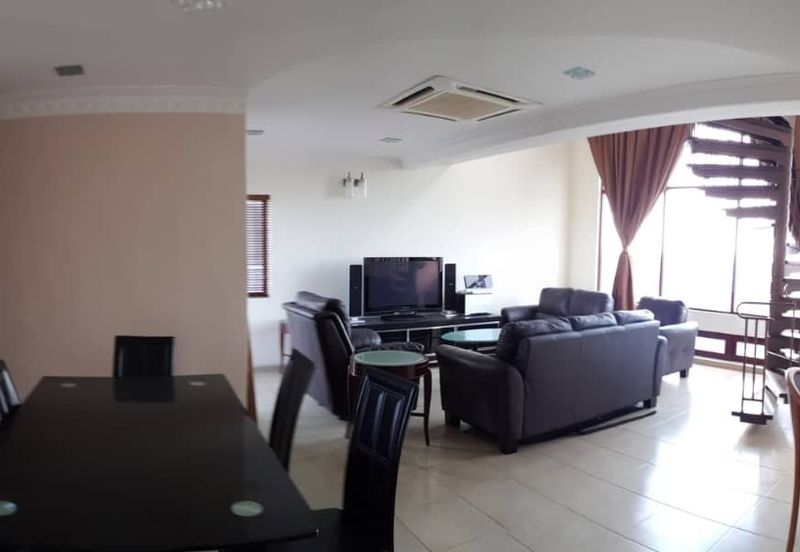 Golden Coast Condominium