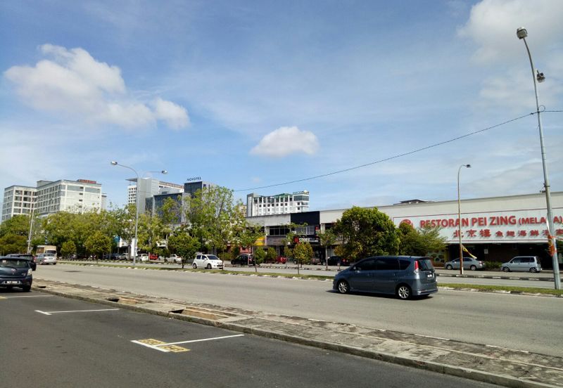 JALAN TAMAN MELAKA RAYA