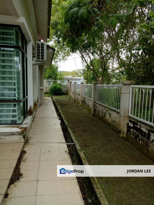 1 1/2 Storey Semi-D, 4 Bedroom 3 Bathroom Freehold, Melaka, Bukit Katil