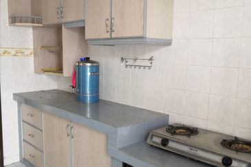 Melaka Alai Perdana Crystal Bay Single Storey Hous