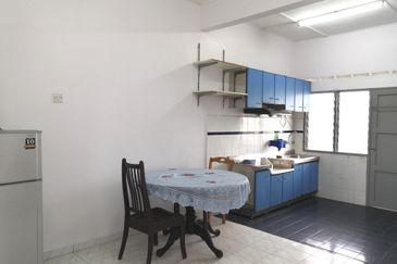 Melaka City 3 Bedroom Walk-up Aparment For Sale 