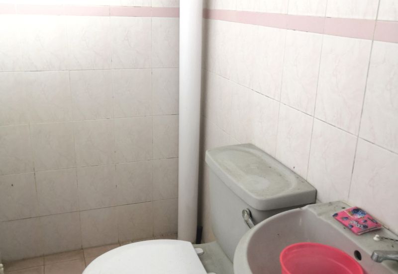 Melaka City 3 Bedroom Walk-up Aparment For Sale 