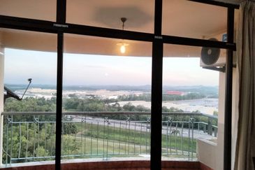 A'Famosa Villa Beverly Hills